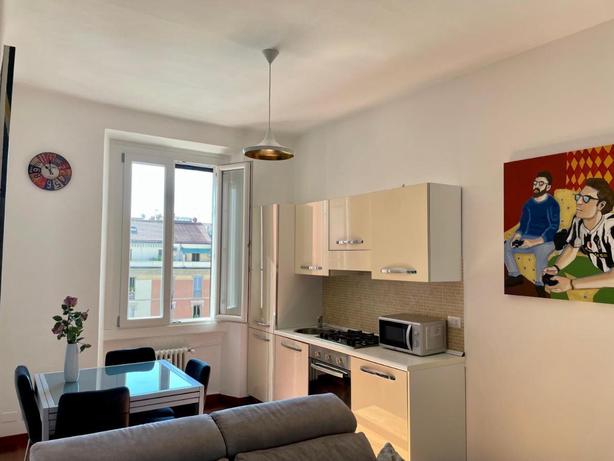 The Painting Apartment. A Central And Lovely Apartment In Милано Екстериор снимка